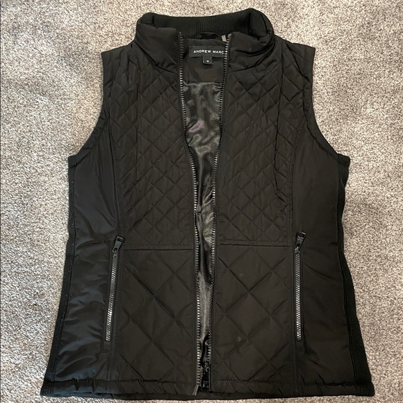 Andrew Marc Black Quilted Vest with Zipper Accents - Picture 1 of 5